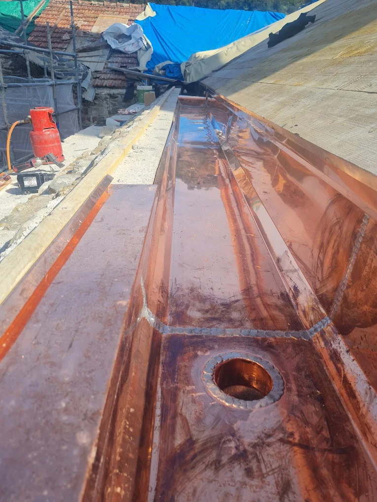 Travaux de zinguerie par ETS Kiefer Restauration en Occitanie