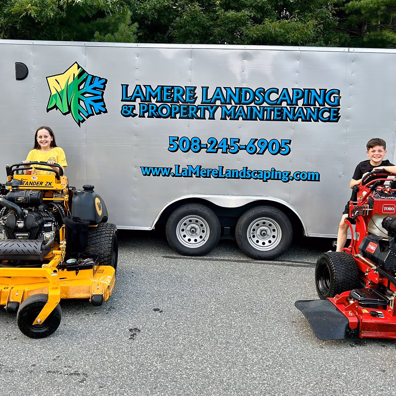 Professional landscaping team delivering quality service in Massachusetts