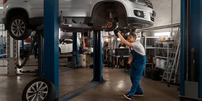 Freepik Image 2 - Carrepair X Webflow Template