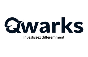 Logo Qwarks avec le slogan Investissez différemment en dessous.