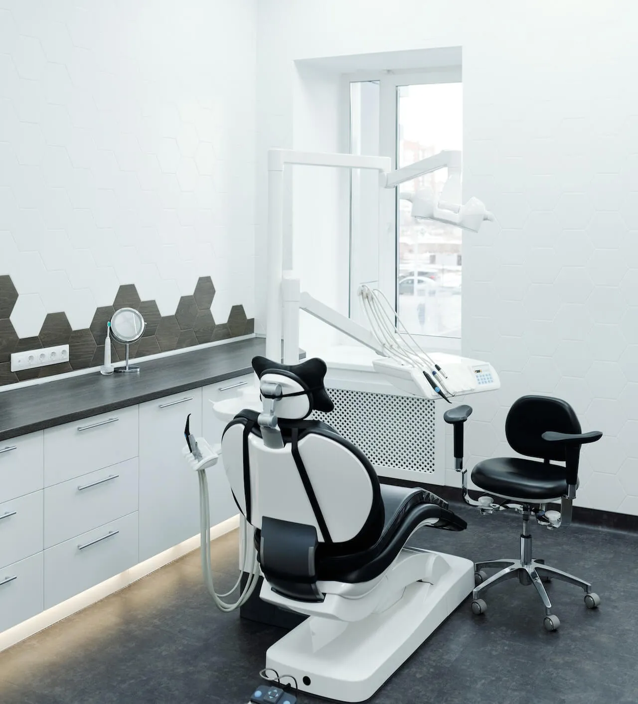 Klaas - Dentist website Webflow template