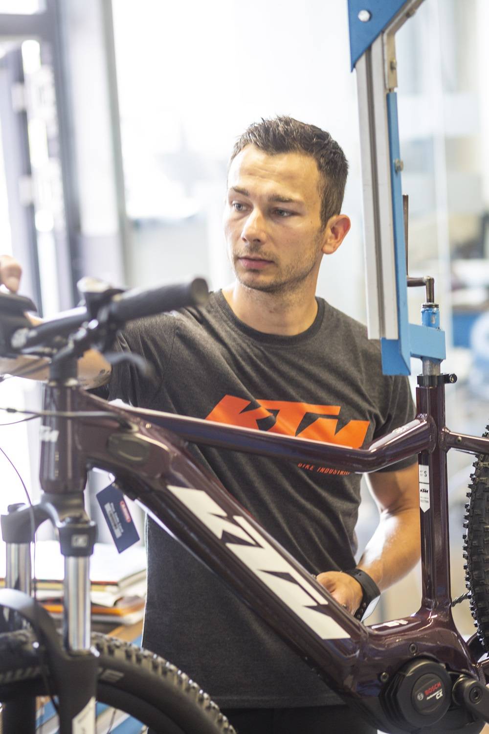 News_Foto_Follmann Chemie_Mitarbeiter