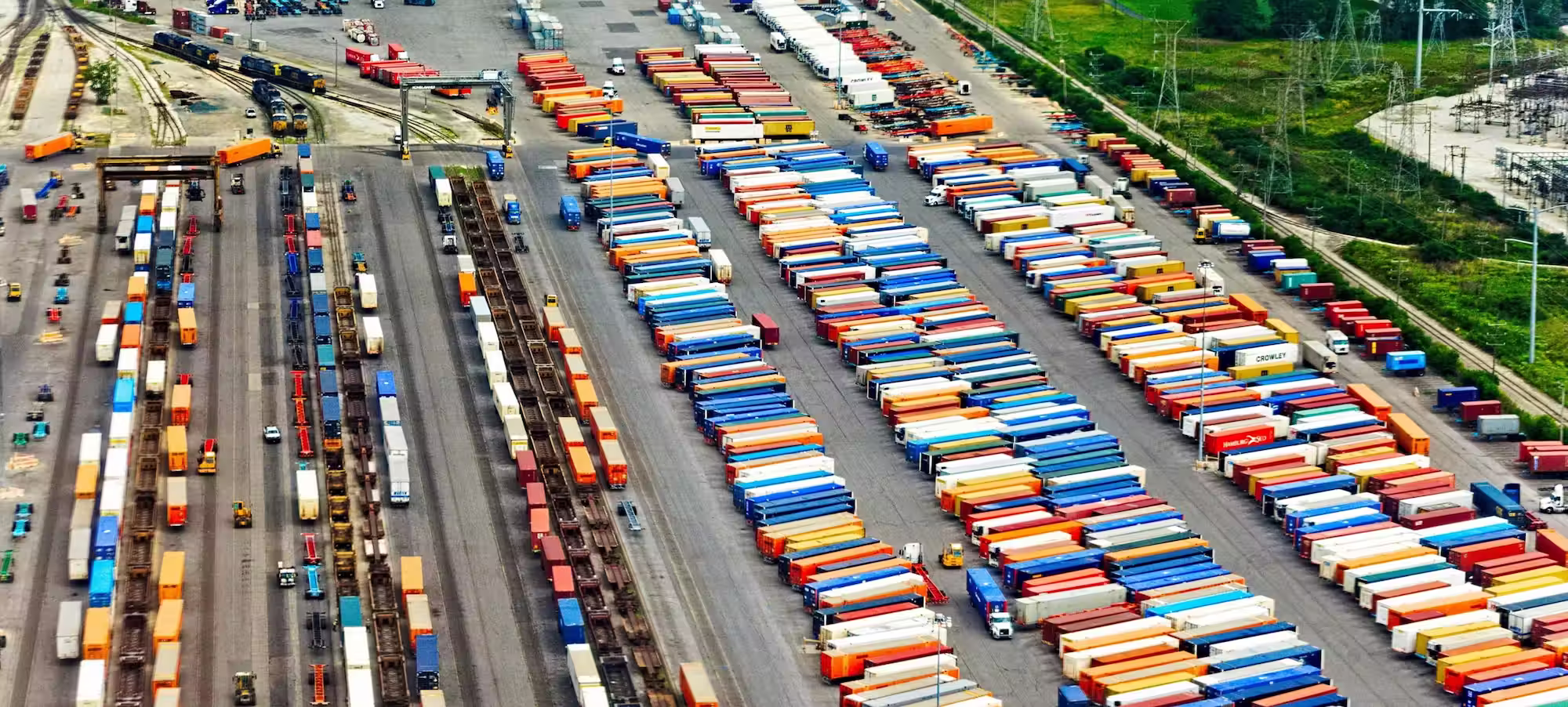 Unlocking supply chain visibility with IoT in logistics and shipping