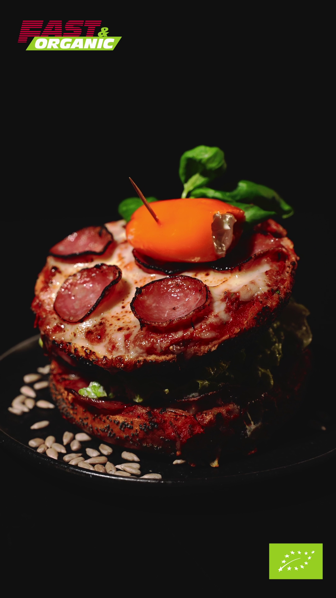 Organic Pizza Bagel with Crunchy Romaine Lettuce 
