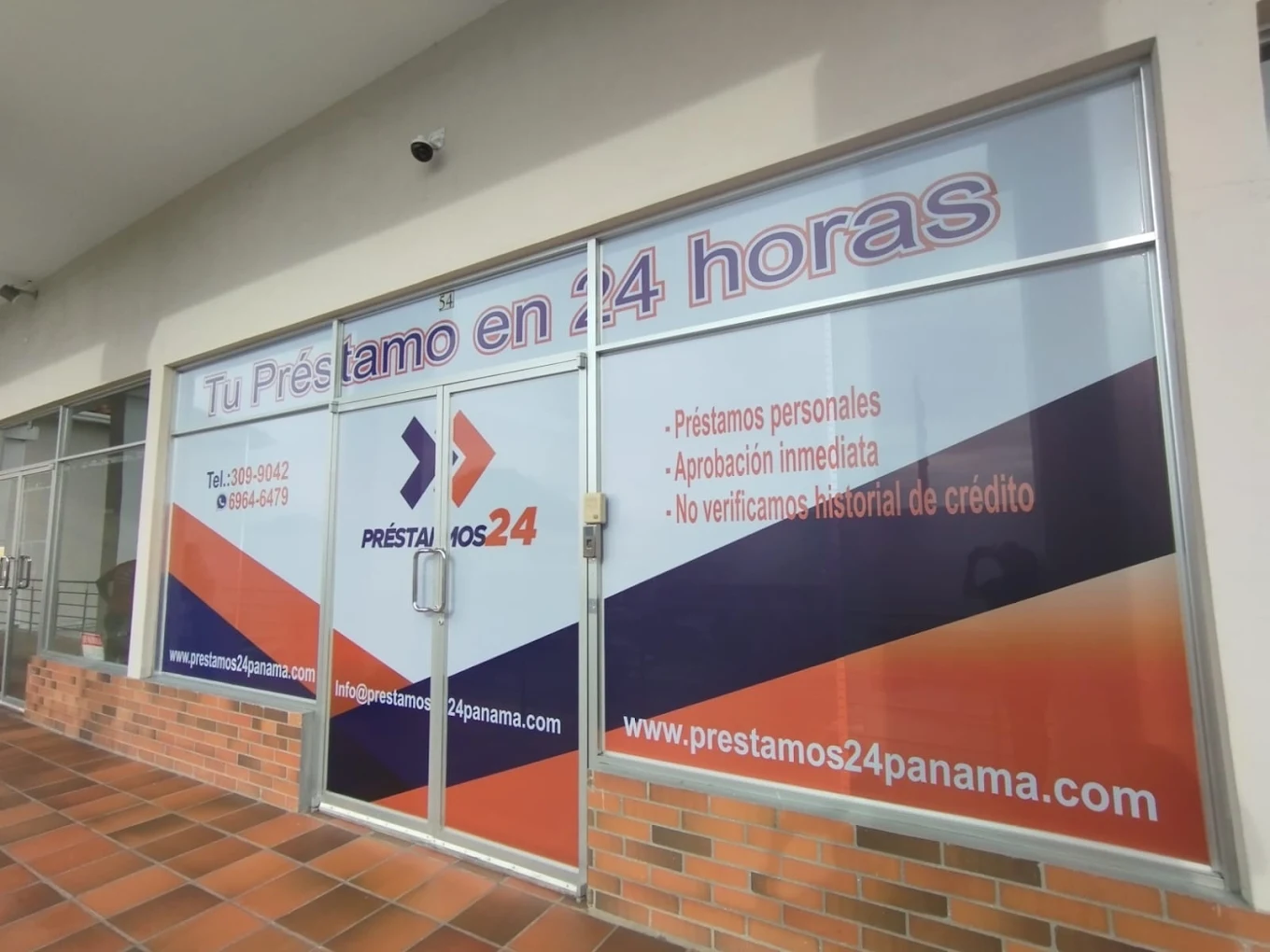 Sucursal de Préstamos 24 en Brisas del Golf, Plaza 507, Ciudad de Panamá