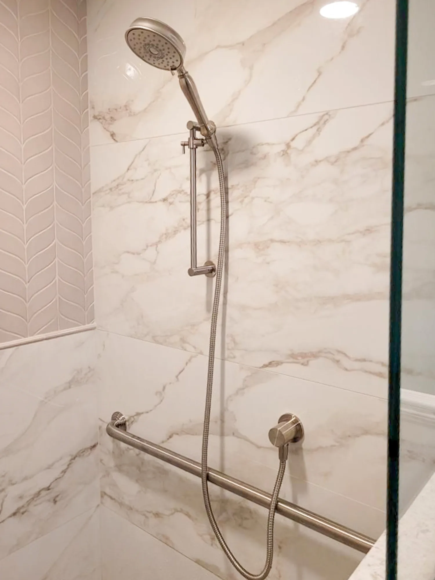 Modern shower with handheld showerhead