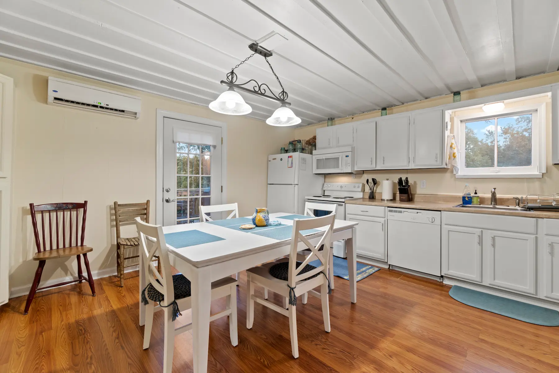 Kitchen at the Shade Tree Cottage in Gordonsville, VA