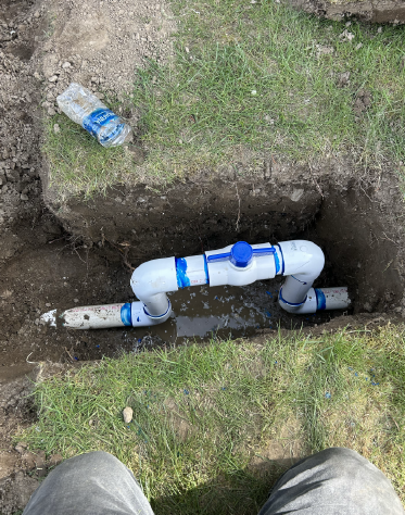 Irrigation repair in Wenatchee. Image shows a fitted pbc pipe, with a shut off valve newly installed. 