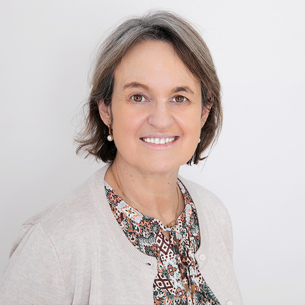 Dr. Carlota Vergas Romero