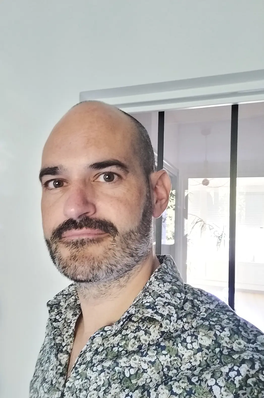 Photo de Jonathan Blanc - Graphiste, webdesigner & directeur artistique sur Lyon et partout ailleurs