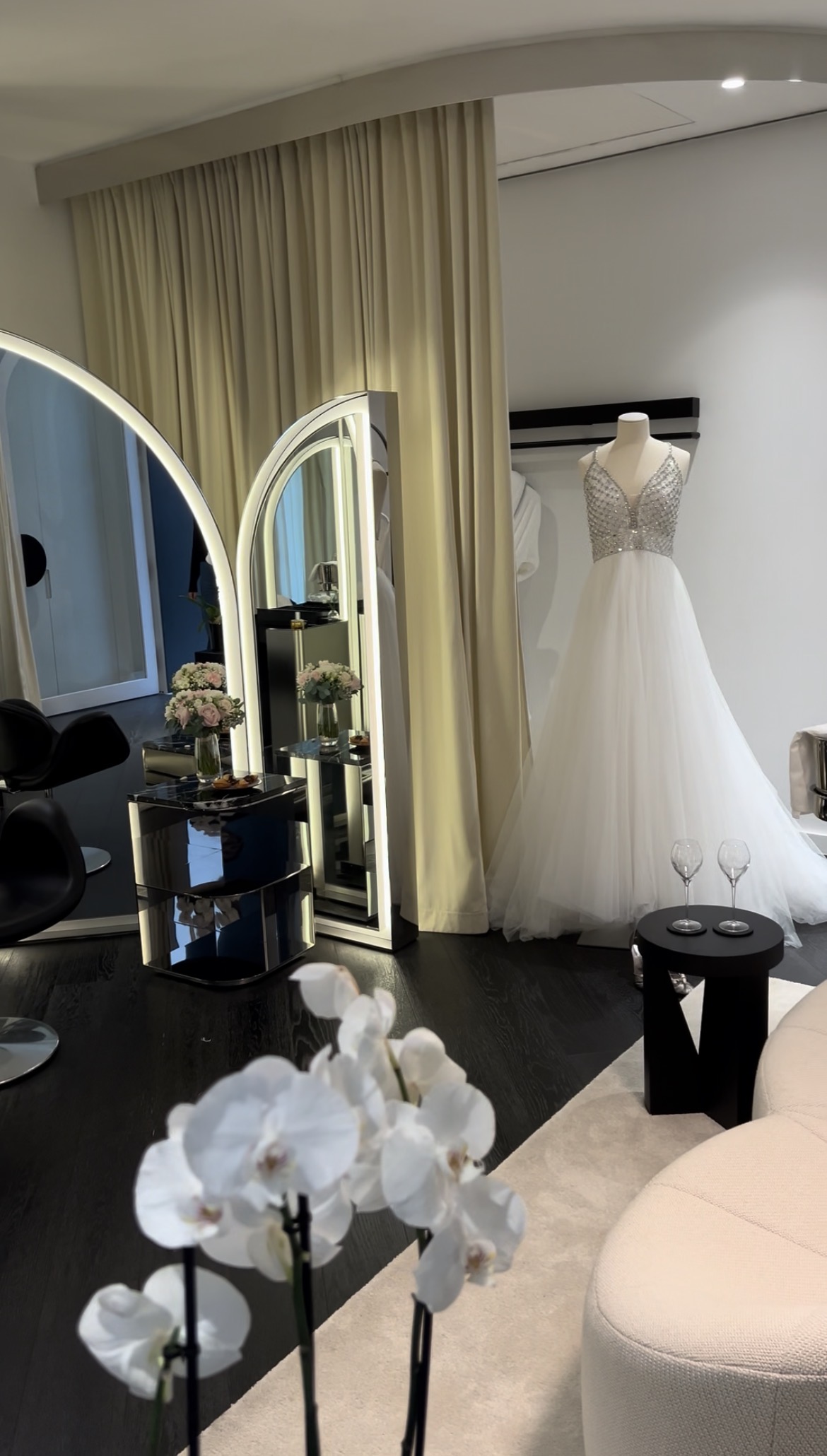 Interface d'une plateforme mariage en ligne avec liste de prestataires