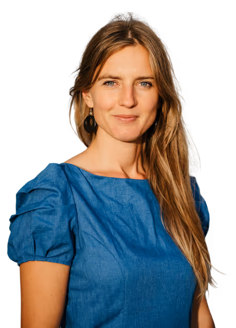 Mag. Lisa Maria Lins - Portrait in Farbe. 