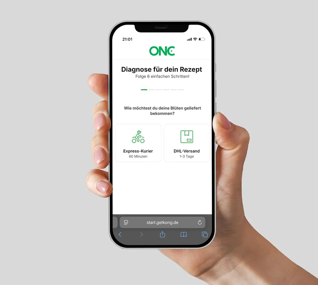 Online-Diagnose für ein Cannabis-Rezept auf dem Smartphone mit digitalem Versand und ärztlicher Prüfung