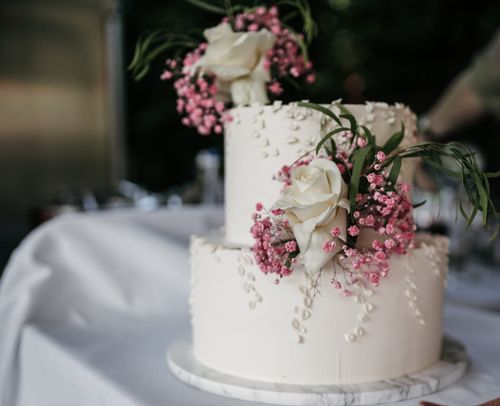 Bild einer Hochzeitstorte vom Catering Dreizehn