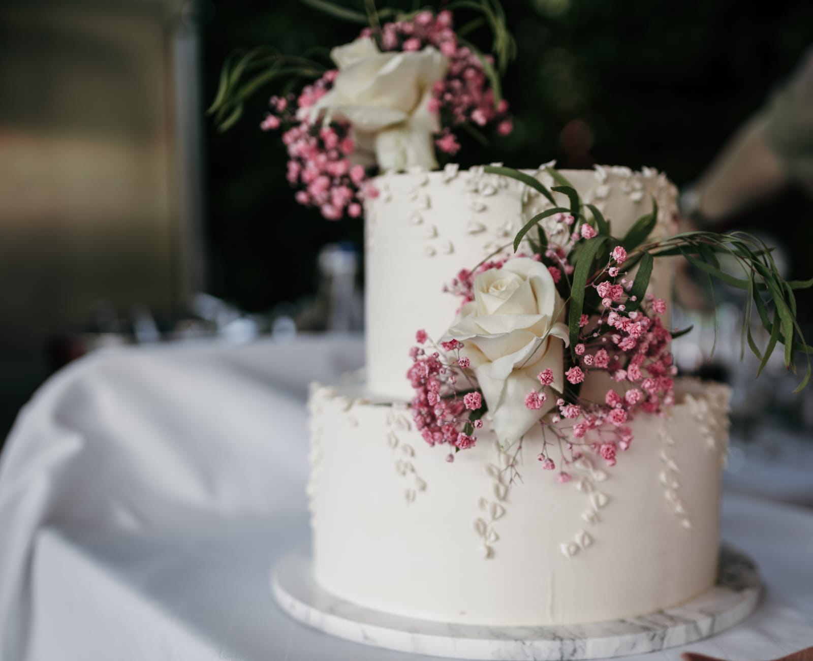 Bild einer Hochzeitstorte vom Catering Dreizehn