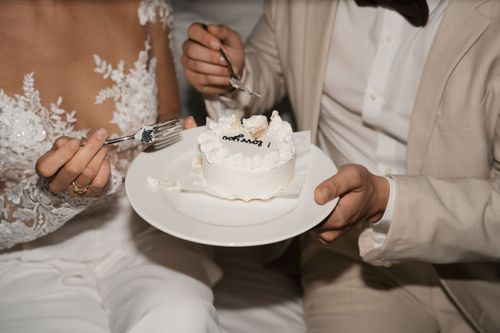 Bild einer Hochzeitstorte vom Catering Dreizehn