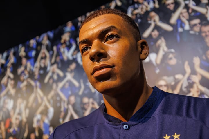 Statue en cire de M'Bappé