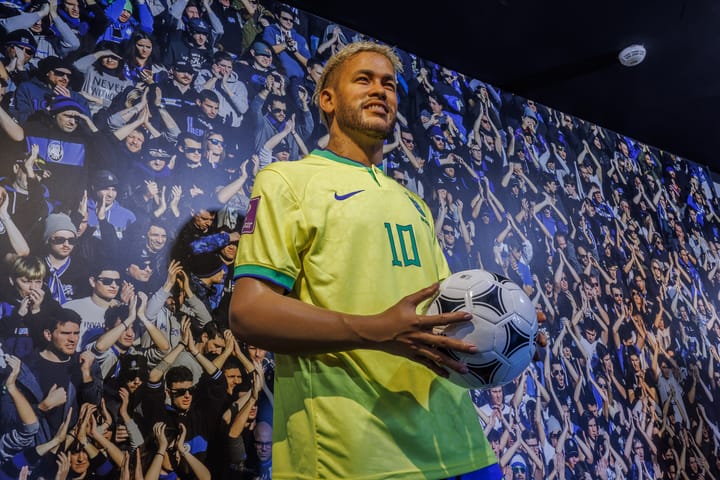 Statue en cire de Neymar