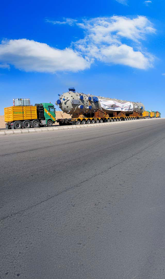 ModulMAX vehicles from the company Faymonville, loaded.