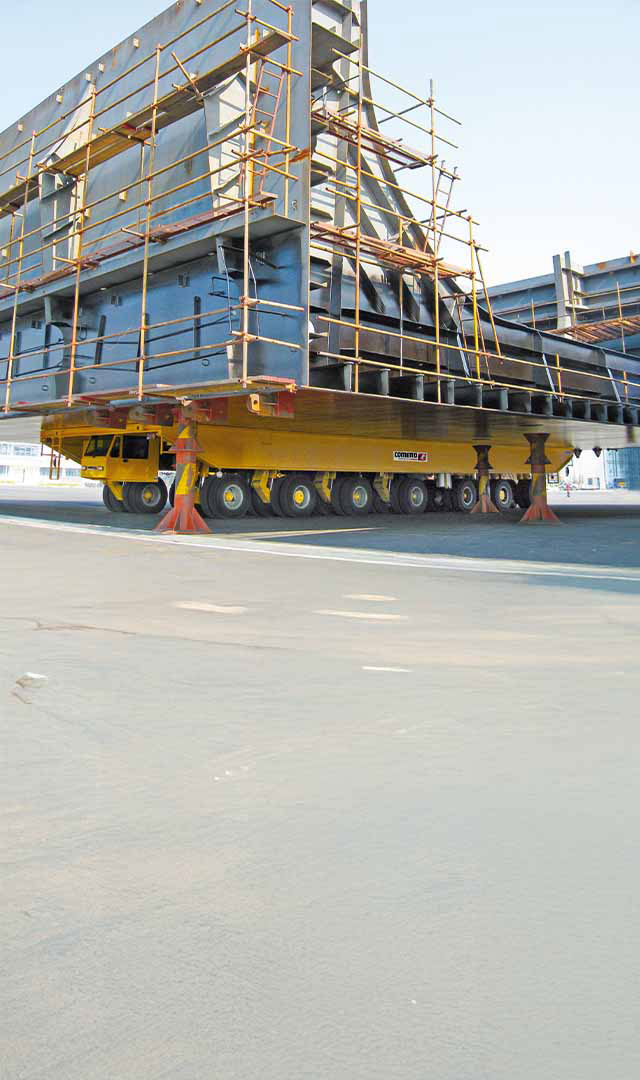 SYT from the company Cometto loaded with boat parts.