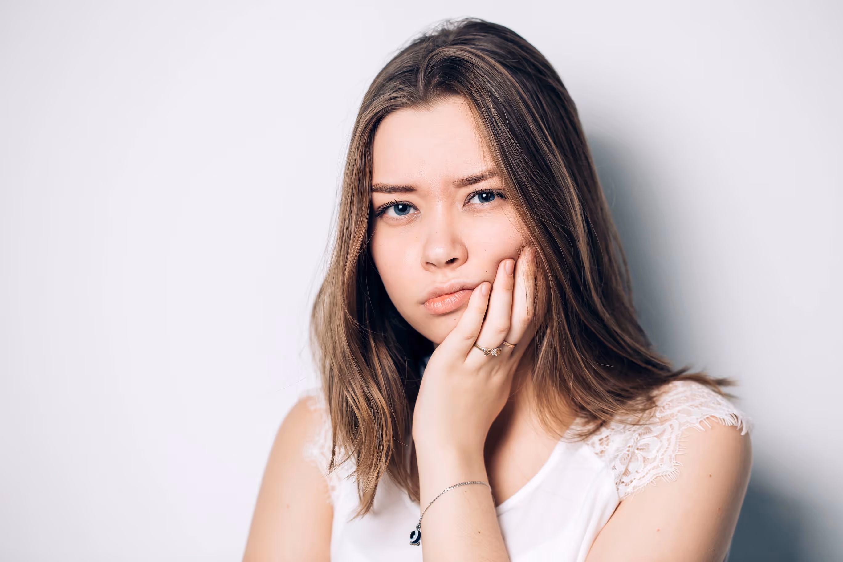 Wisdom Teeth Removal: Recovery Timeline & Tips for a Smooth, Comfortable Healing