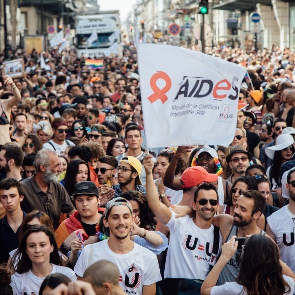 AIDES