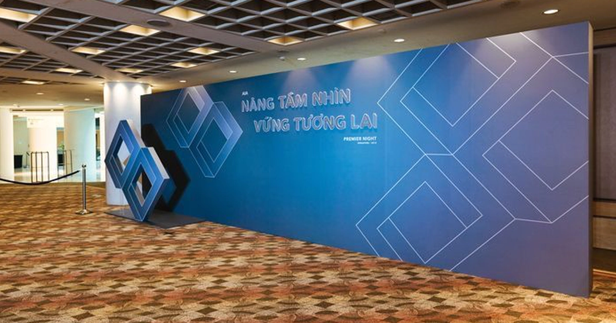 Professional event backdrops create memorable visual experiences for conferences, award ceremonies, product launches, and corporate functions.