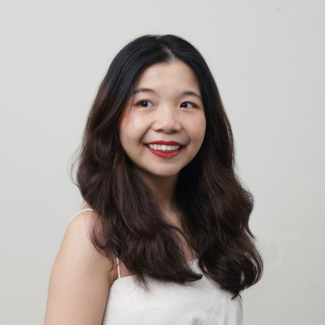 image of a brainstorming session (for a consulting firm)