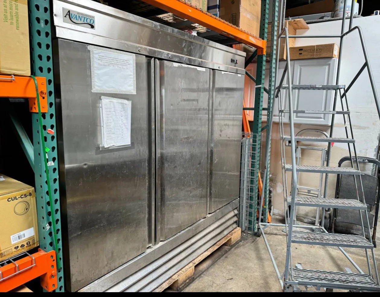 commercial refrigerator 