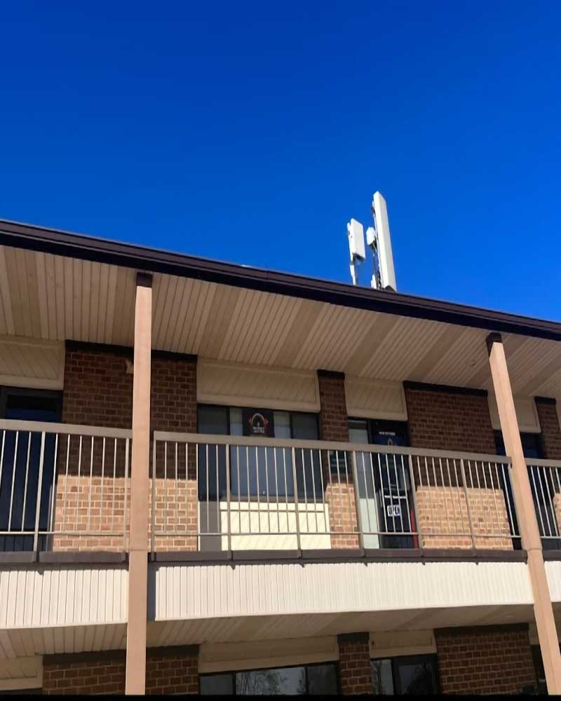 Fast Eddies Tag & Title building exterior