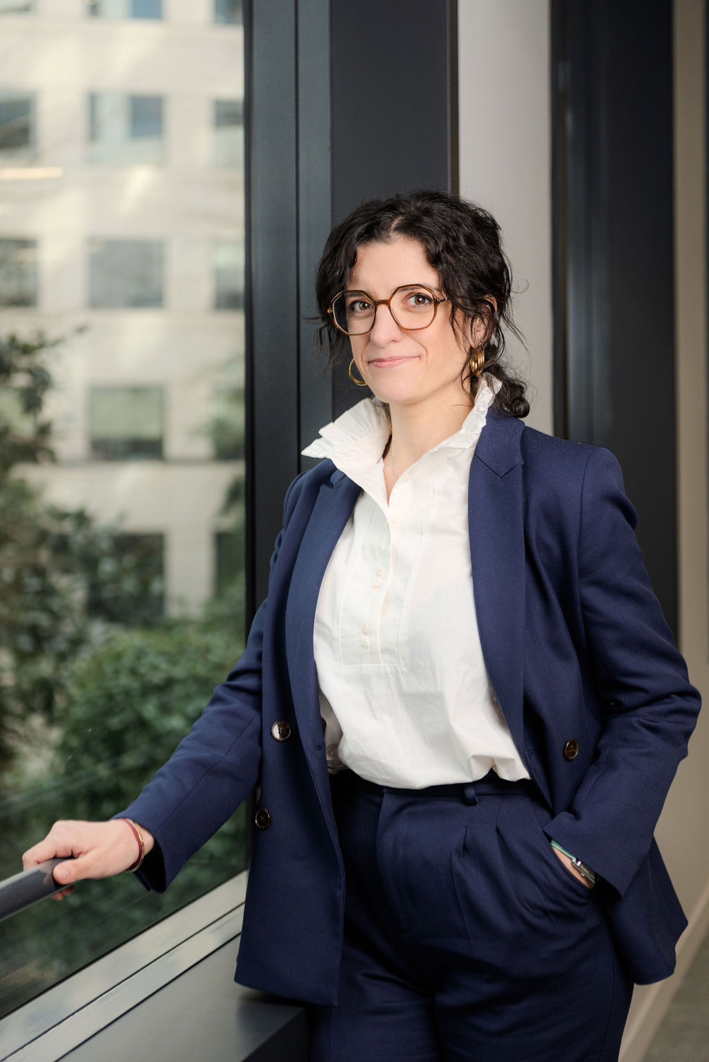 Ambiance chaleureuse et professionnelle pour une séance photo de portrait à Paris