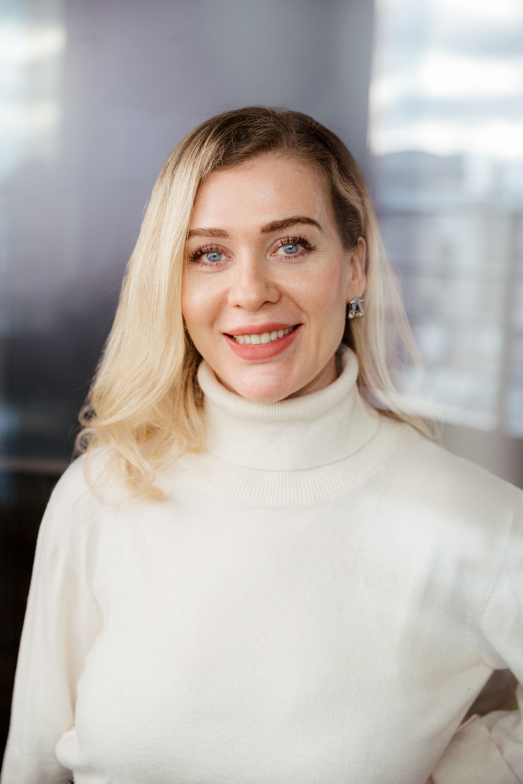 Portrait corporate artistique et élégant – Sanofi