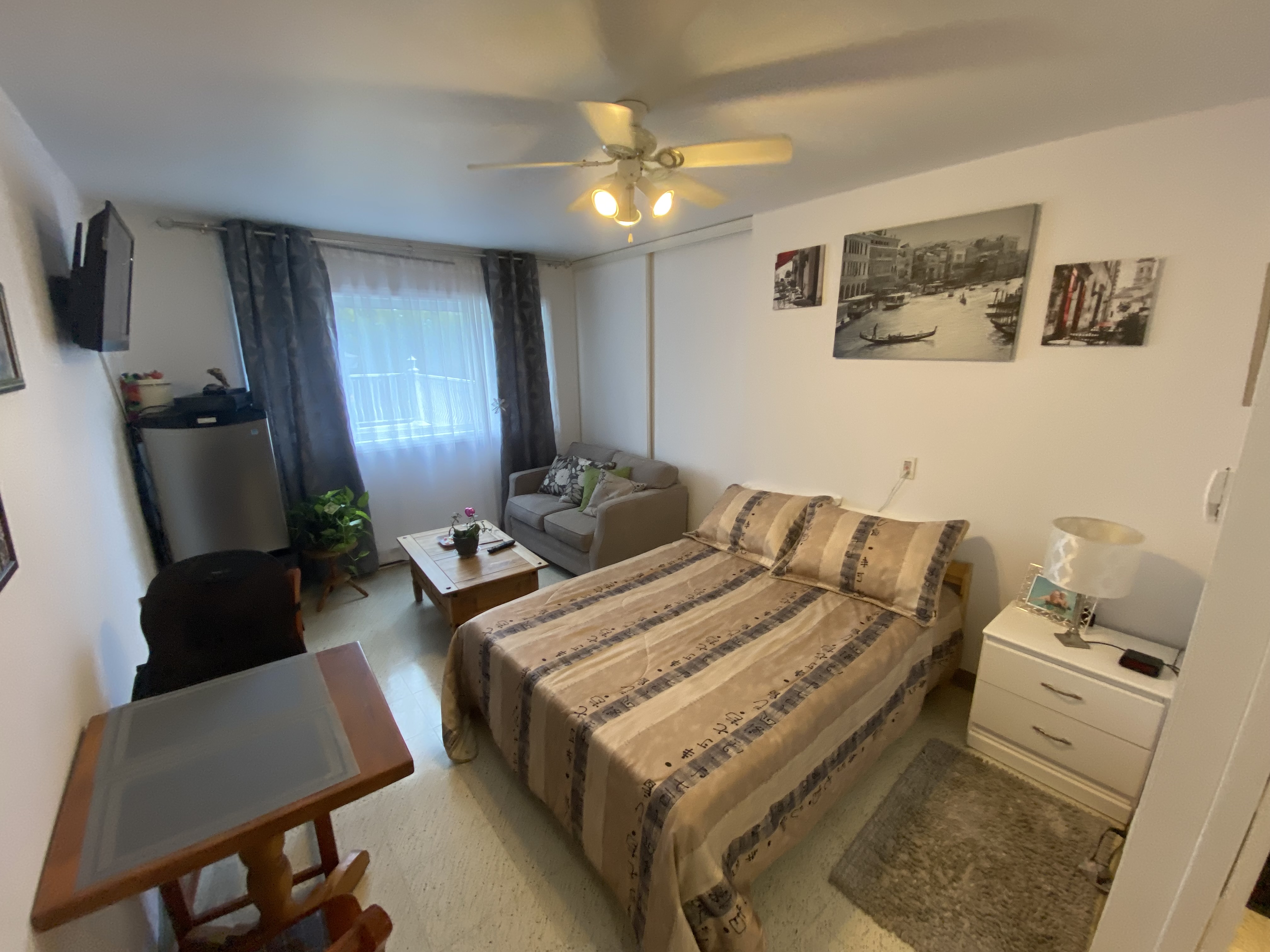 Facility bedroom