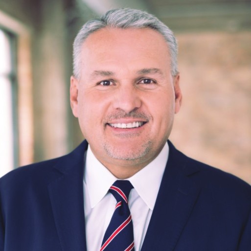 Arthur Valdez, EVP of Global Supply & Customer Solutions at Starbucks, featured in executive leadership transformation testimonial.