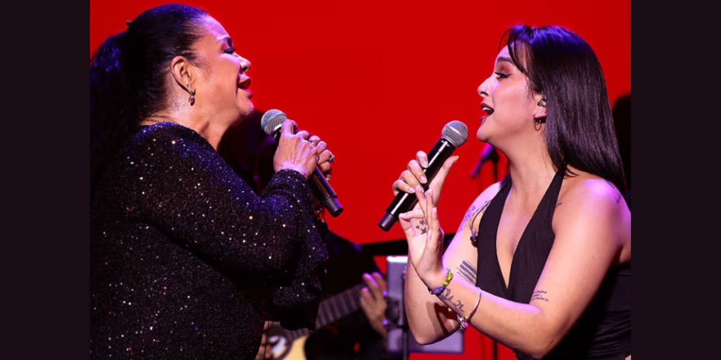 Eva Ayllon with special guest Daniela Darcourt