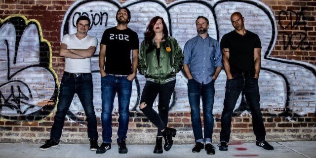 WHITE FORD BRONCO: DC's ALL 90s BAND