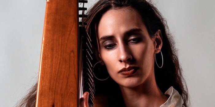 An Evening with Lily Neill