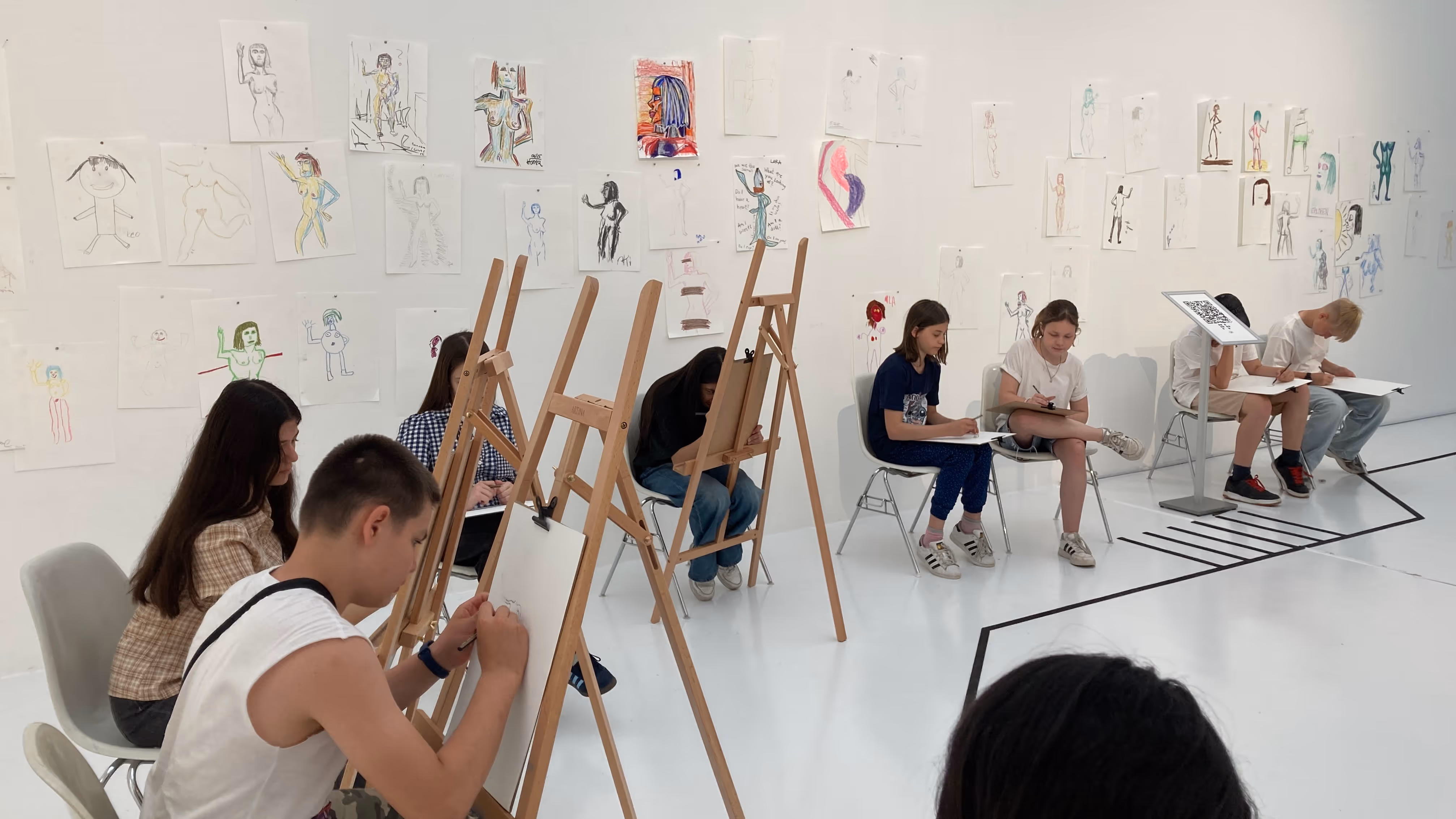 im Kunstverein Hannover werden wir Teil der Ausstellung