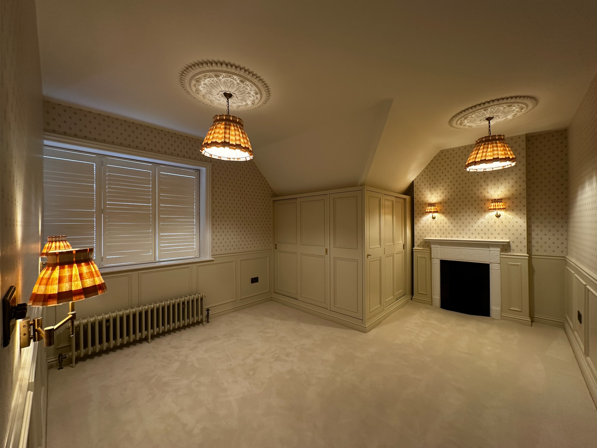 image of production machinery (for a manufacturing plant)