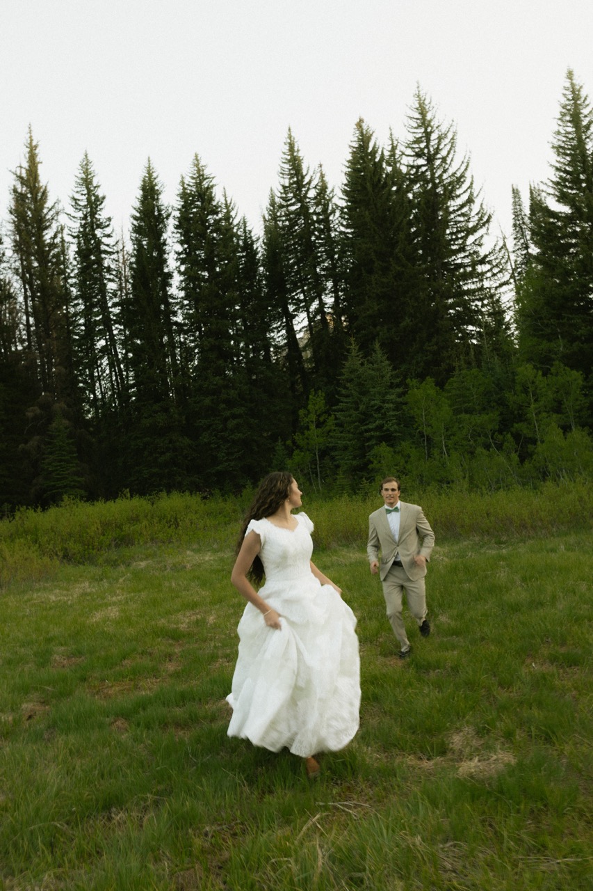 Wedding with bride and groom | Wood Films Utah Photography & Videography