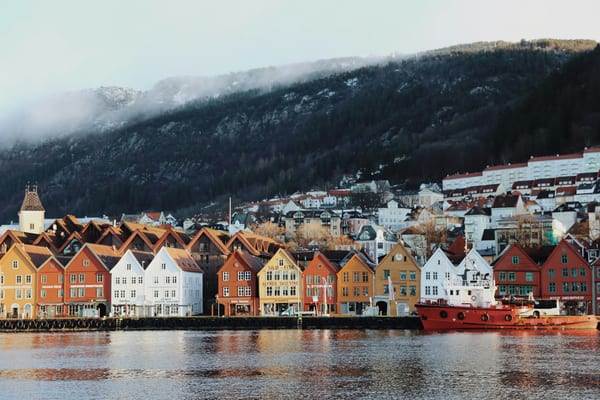 bergen-3252-card.jpg