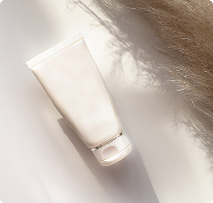 Le Bloom Radiance Facial on blanket