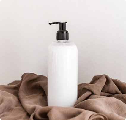 Le Bloom Radiance Facial on blanket