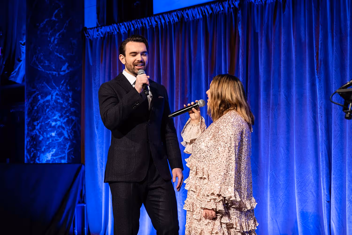 214-1241-112822-FedCapGroupHechler