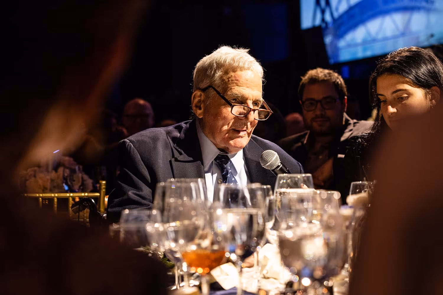 239-1270-112822-FedCapGroupHechler