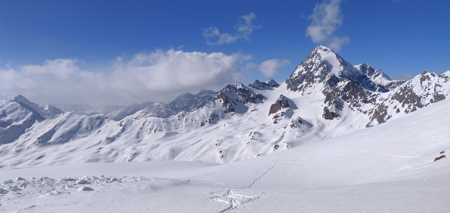 image of cozy study nook (for an edtech)