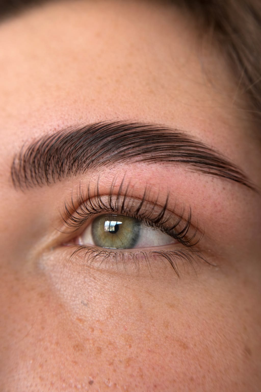 Natural Lash and Brow Lift at Smartlook Studio in Root near Luzern and Zug