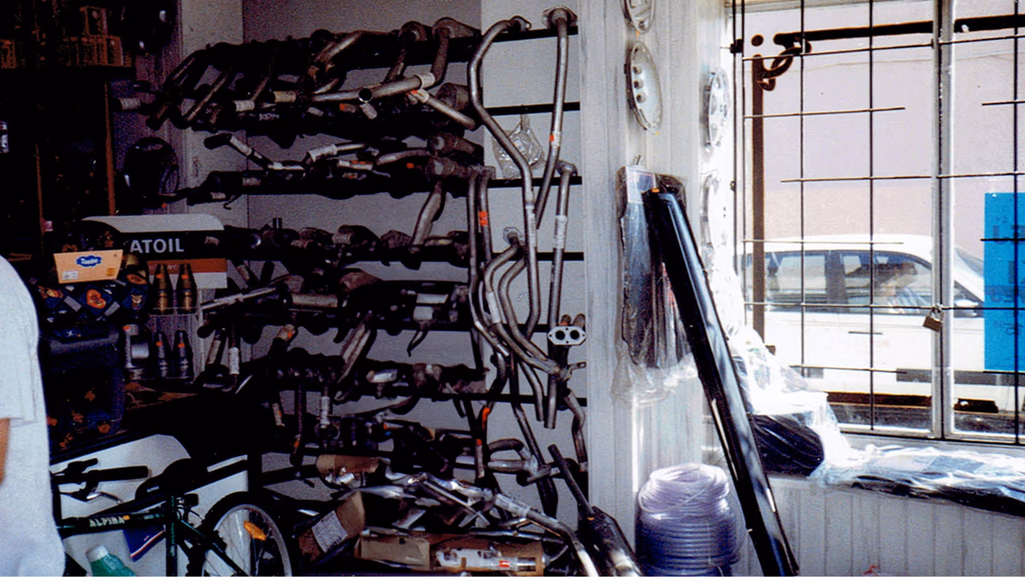 Archive photo of the Auto-Części store interior showing the available product range