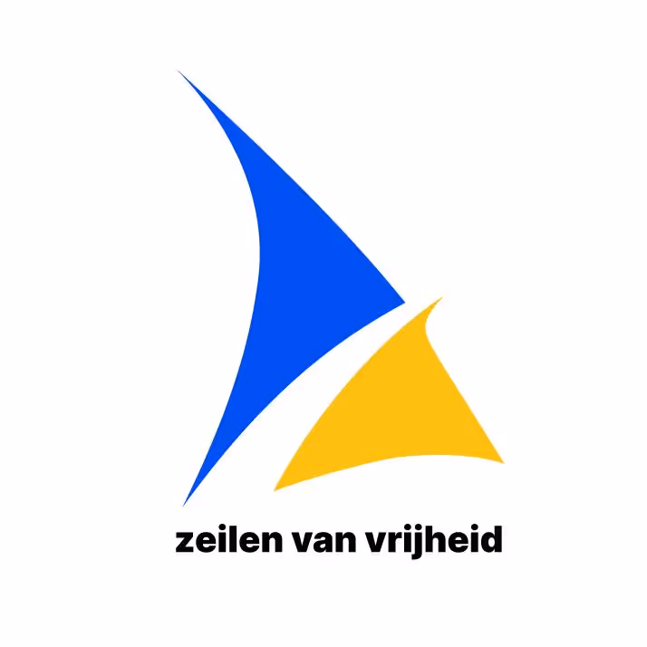Abstract logo with a blue sail shape and a yellow sail shape above the Dutch text 'zeilen van vrijheid'.