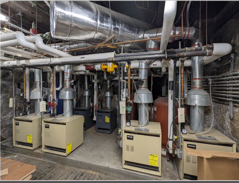 Four new gas-fired boilers in the FUUSN basement